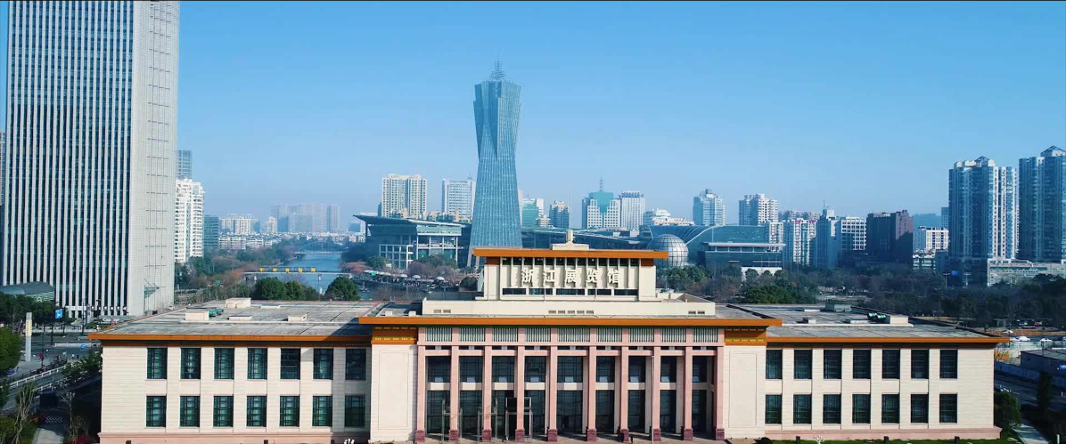 天空創(chuàng)想用科技點亮城市！杭州武林廣場3DMAPPING秀震撼上演！(圖2)